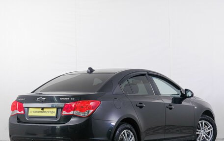 Chevrolet Cruze II, 2010 год, 849 000 рублей, 7 фотография