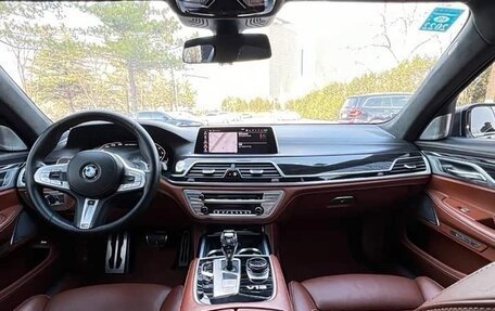 BMW 7 серия, 2021 год, 4 300 000 рублей, 14 фотография