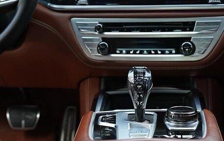 BMW 7 серия, 2021 год, 4 300 000 рублей, 15 фотография
