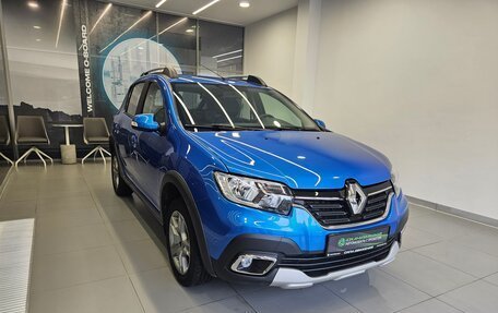 Renault Sandero II рестайлинг, 2021 год, 1 280 000 рублей, 3 фотография
