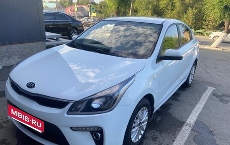 KIA Rio IV, 2019 год, 1 600 000 рублей, 3 фотография