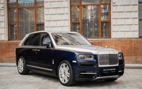 Rolls-Royce Cullinan, 2021 год, 38 000 000 рублей, 3 фотография