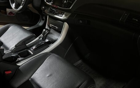 Honda Accord IX рестайлинг, 2013 год, 1 700 000 рублей, 3 фотография