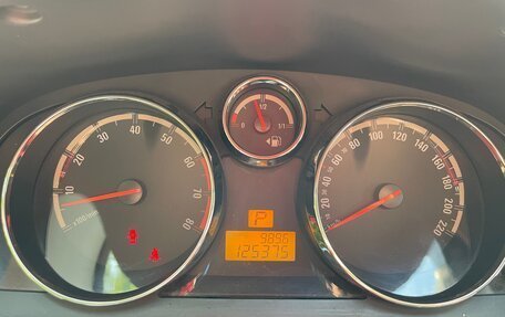 Opel Antara I, 2008 год, 800 000 рублей, 16 фотография