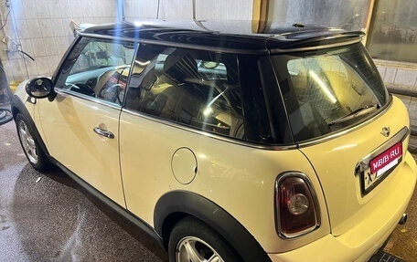 MINI Hatch, 2008 год, 990 000 рублей, 2 фотография