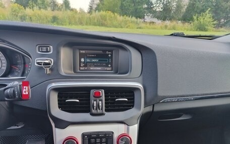 Volvo V40 II рестайлинг, 2013 год, 890 000 рублей, 7 фотография