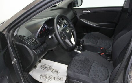 Hyundai Solaris II рестайлинг, 2016 год, 899 000 рублей, 17 фотография