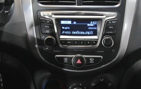 Hyundai Solaris II рестайлинг, 2016 год, 899 000 рублей, 16 фотография