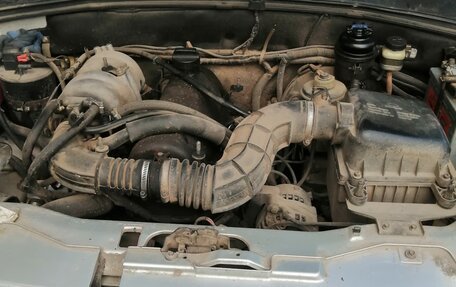 Chevrolet Niva I рестайлинг, 2004 год, 180 000 рублей, 8 фотография