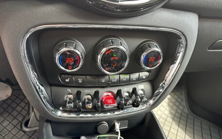 MINI Clubman, 2020 год, 2 875 000 рублей, 16 фотография