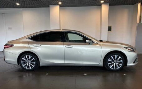 Lexus ES VII, 2018 год, 3 800 000 рублей, 2 фотография