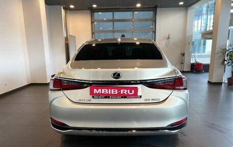 Lexus ES VII, 2018 год, 3 800 000 рублей, 4 фотография