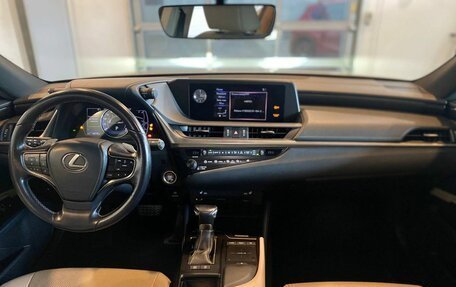 Lexus ES VII, 2018 год, 3 800 000 рублей, 9 фотография