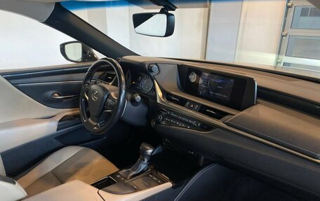 Lexus ES VII, 2018 год, 3 800 000 рублей, 12 фотография