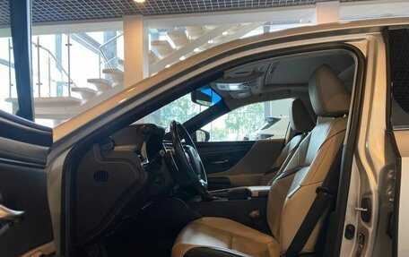 Lexus ES VII, 2018 год, 3 800 000 рублей, 16 фотография