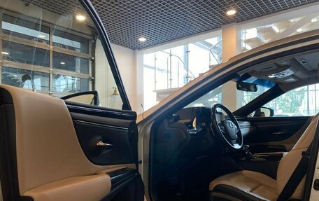 Lexus ES VII, 2018 год, 3 800 000 рублей, 21 фотография
