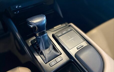 Lexus ES VII, 2018 год, 3 800 000 рублей, 31 фотография