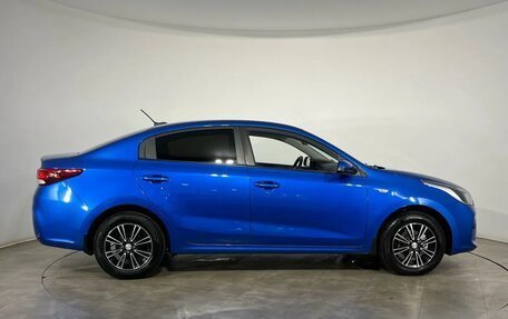 KIA Rio IV, 2017 год, 1 000 000 рублей, 5 фотография