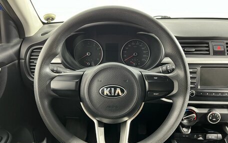KIA Rio IV, 2017 год, 1 000 000 рублей, 10 фотография