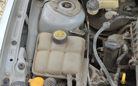 Mazda Axela, 2005 год, 300 000 рублей, 3 фотография