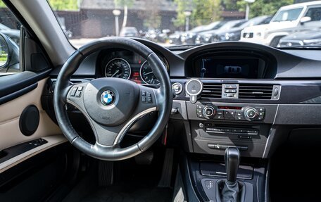 BMW 3 серия, 2011 год, 1 750 000 рублей, 13 фотография