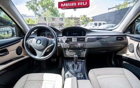 BMW 3 серия, 2011 год, 1 750 000 рублей, 12 фотография