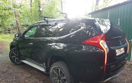Mitsubishi Pajero Sport III рестайлинг, 2018 год, 3 250 000 рублей, 4 фотография