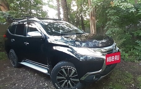Mitsubishi Pajero Sport III рестайлинг, 2018 год, 3 250 000 рублей, 2 фотография