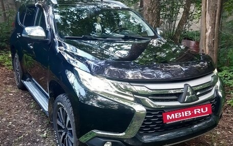 Mitsubishi Pajero Sport III рестайлинг, 2018 год, 3 250 000 рублей, 11 фотография