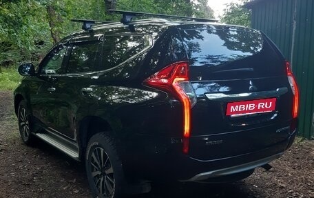 Mitsubishi Pajero Sport III рестайлинг, 2018 год, 3 250 000 рублей, 7 фотография