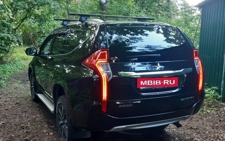 Mitsubishi Pajero Sport III рестайлинг, 2018 год, 3 250 000 рублей, 12 фотография