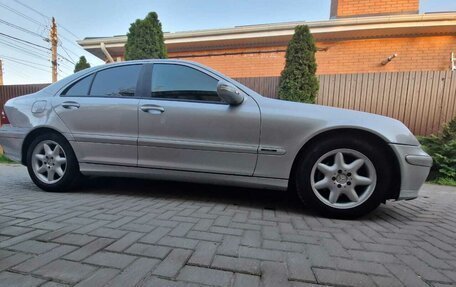 Mercedes-Benz C-Класс, 2004 год, 650 000 рублей, 9 фотография