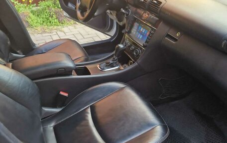 Mercedes-Benz C-Класс, 2004 год, 650 000 рублей, 12 фотография