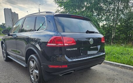 Volkswagen Touareg III, 2012 год, 2 300 000 рублей, 2 фотография