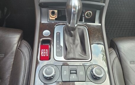 Volkswagen Touareg III, 2012 год, 2 300 000 рублей, 3 фотография