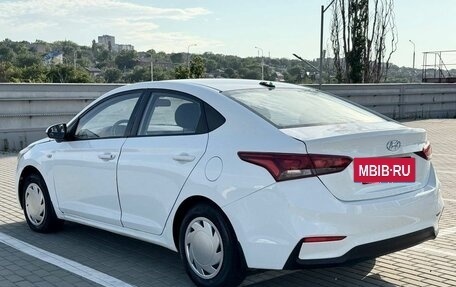 Hyundai Solaris II рестайлинг, 2018 год, 680 000 рублей, 4 фотография