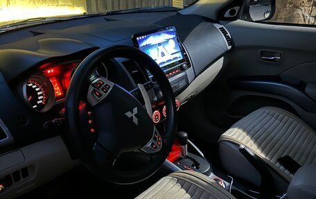 Mitsubishi Outlander III рестайлинг 3, 2007 год, 1 000 500 рублей, 1 фотография