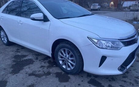Toyota Camry, 2015 год, 1 700 000 рублей, 4 фотография