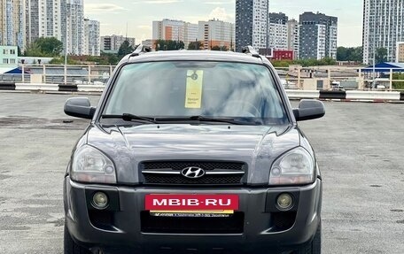 Hyundai Tucson III, 2007 год, 845 000 рублей, 2 фотография