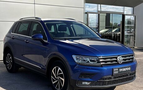 Volkswagen Tiguan II, 2018 год, 2 229 000 рублей, 3 фотография