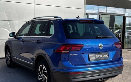 Volkswagen Tiguan II, 2018 год, 2 229 000 рублей, 8 фотография
