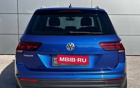 Volkswagen Tiguan II, 2018 год, 2 229 000 рублей, 7 фотография