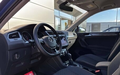 Volkswagen Tiguan II, 2018 год, 2 229 000 рублей, 20 фотография