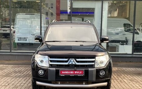 Mitsubishi Pajero IV, 2010 год, 1 840 000 рублей, 2 фотография
