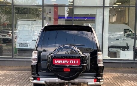 Mitsubishi Pajero IV, 2010 год, 1 840 000 рублей, 7 фотография