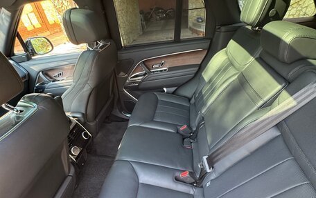 Land Rover Range Rover IV рестайлинг, 2022 год, 18 500 000 рублей, 16 фотография