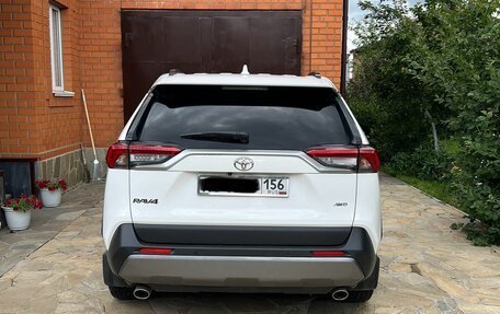 Toyota RAV4, 2021 год, 3 000 000 рублей, 7 фотография