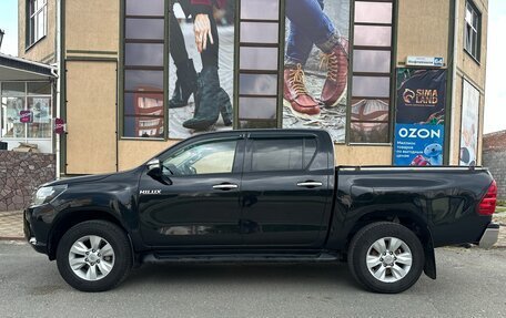 Toyota Hilux VIII, 2018 год, 3 200 000 рублей, 5 фотография
