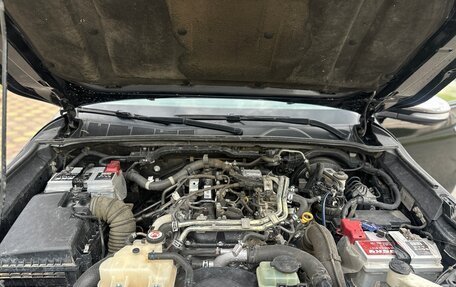 Toyota Hilux VIII, 2018 год, 3 200 000 рублей, 10 фотография