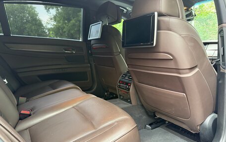 BMW 7 серия, 2013 год, 2 000 000 рублей, 19 фотография